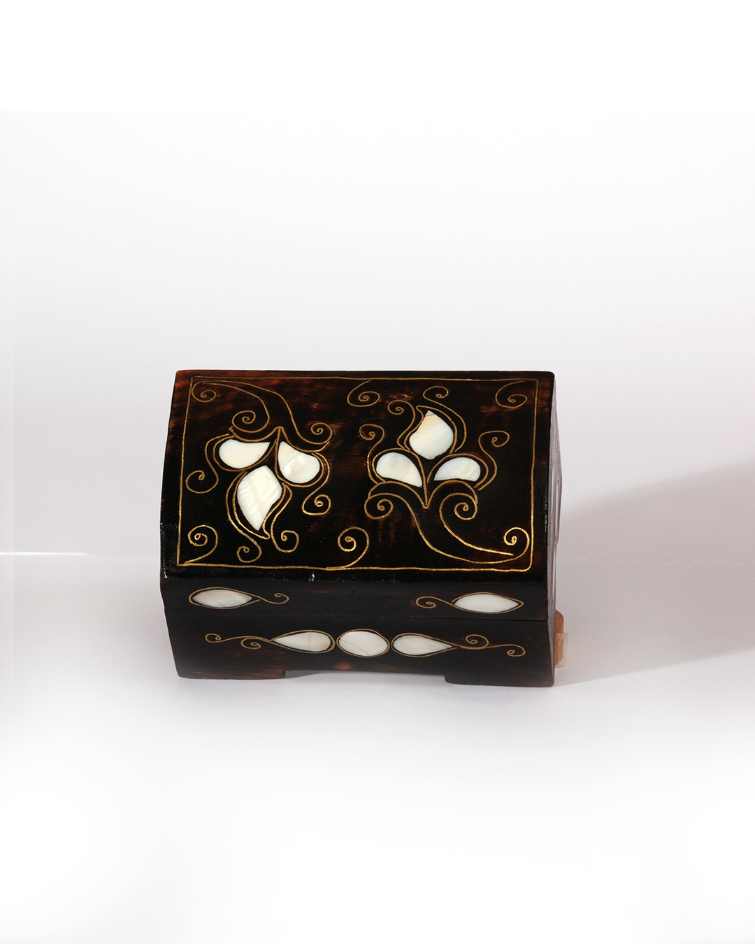 Yasemin | El Yapımı Sedef Kakma Ahşap Kutu İçi Kadife Kaplı – Geleneksel Kakma Sanatıyla Özgün Tasarım - Görsel 5