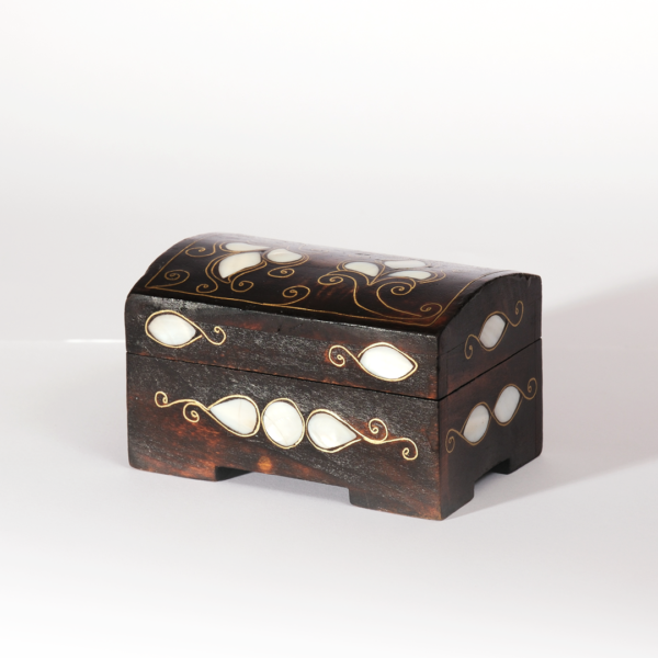 arttr-urun-ahsap-sedef-kutu-5 Yasemin | El Yapımı Sedef Kakma Ahşap Kutu İçi Kadife Kaplı – Geleneksel Kakma Sanatıyla Özgün Tasarım