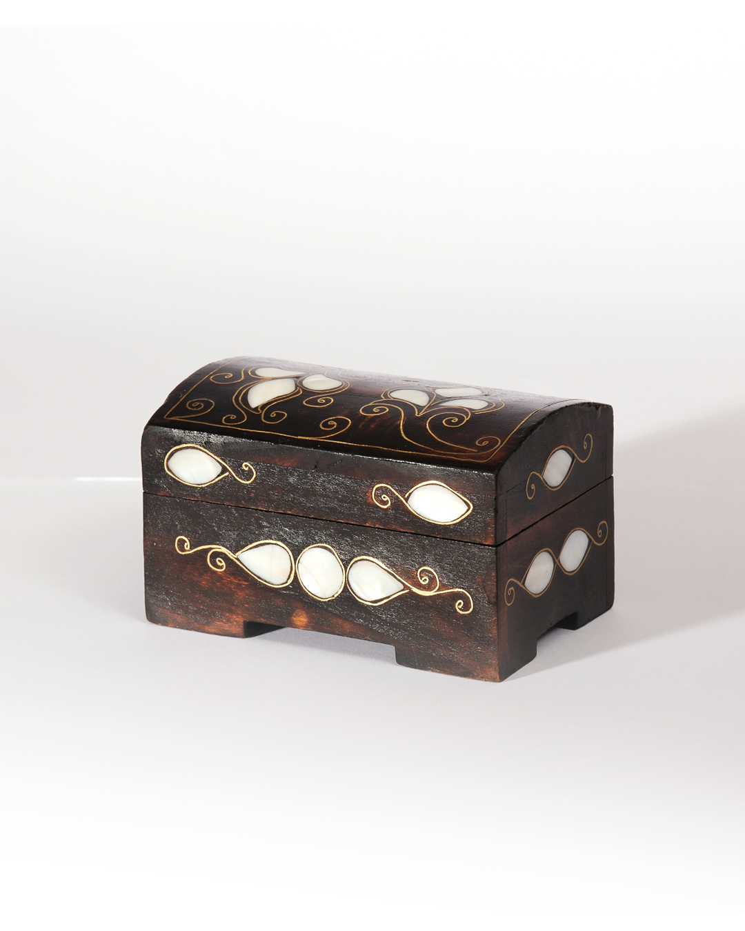 Yasemin | El Yapımı Sedef Kakma Ahşap Kutu İçi Kadife Kaplı – Geleneksel Kakma Sanatıyla Özgün Tasarım